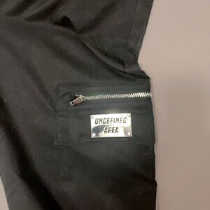 Black Cargo Pants Utility Pocket Zip Detail Streetwear